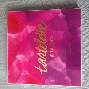 Tarte eyeshadow palette